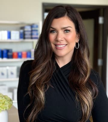 Omni Staff - Kelly Moe